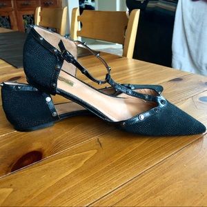 Halogen Olson T-stap flat. Size 11